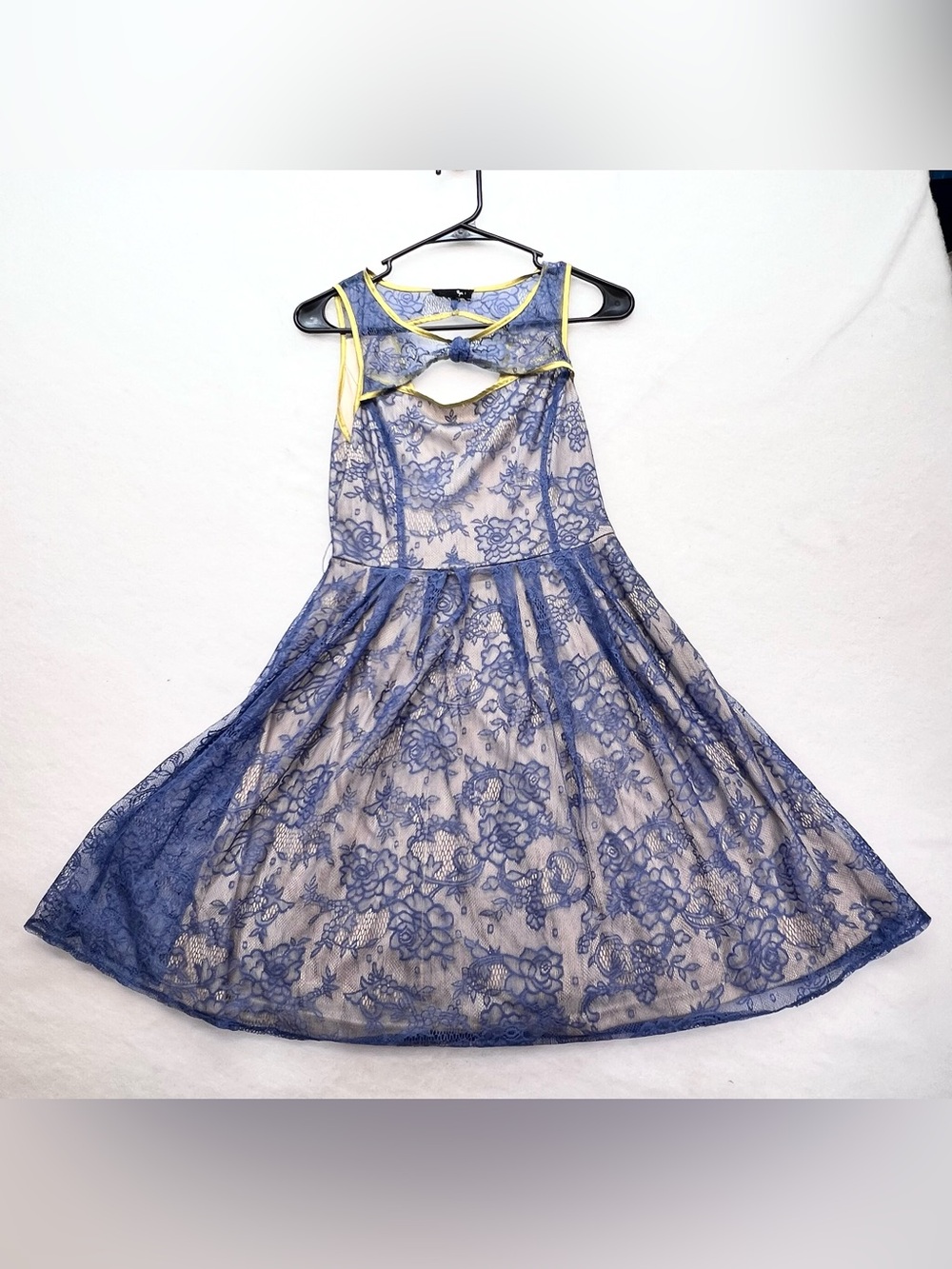Ryu Blue Floral Lace Fit &‎ Flare Dress Yellow Trim Bow Detail Sleeveless
